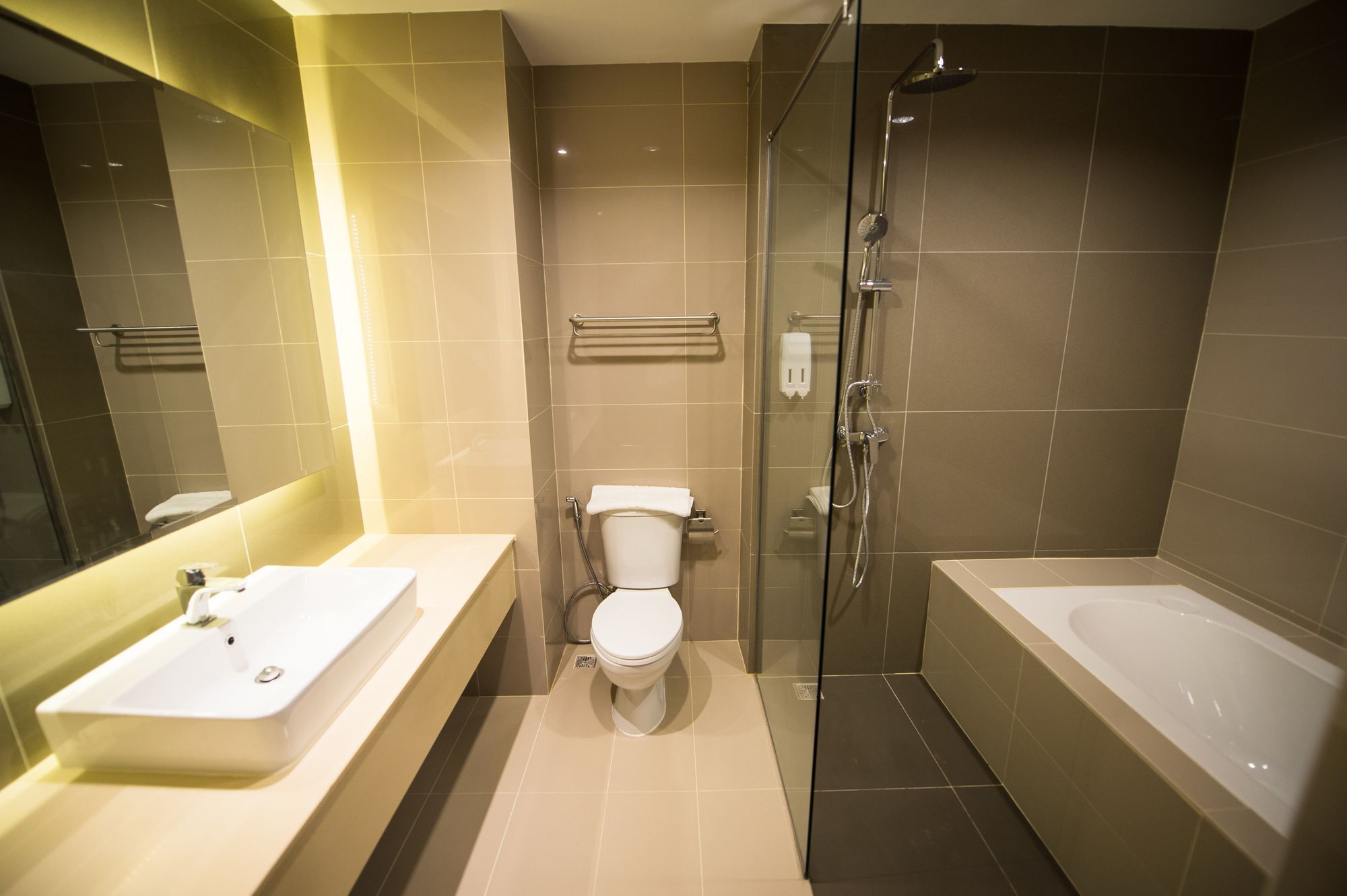 L Hotel Khon Kaen Ngoại thất bức ảnh